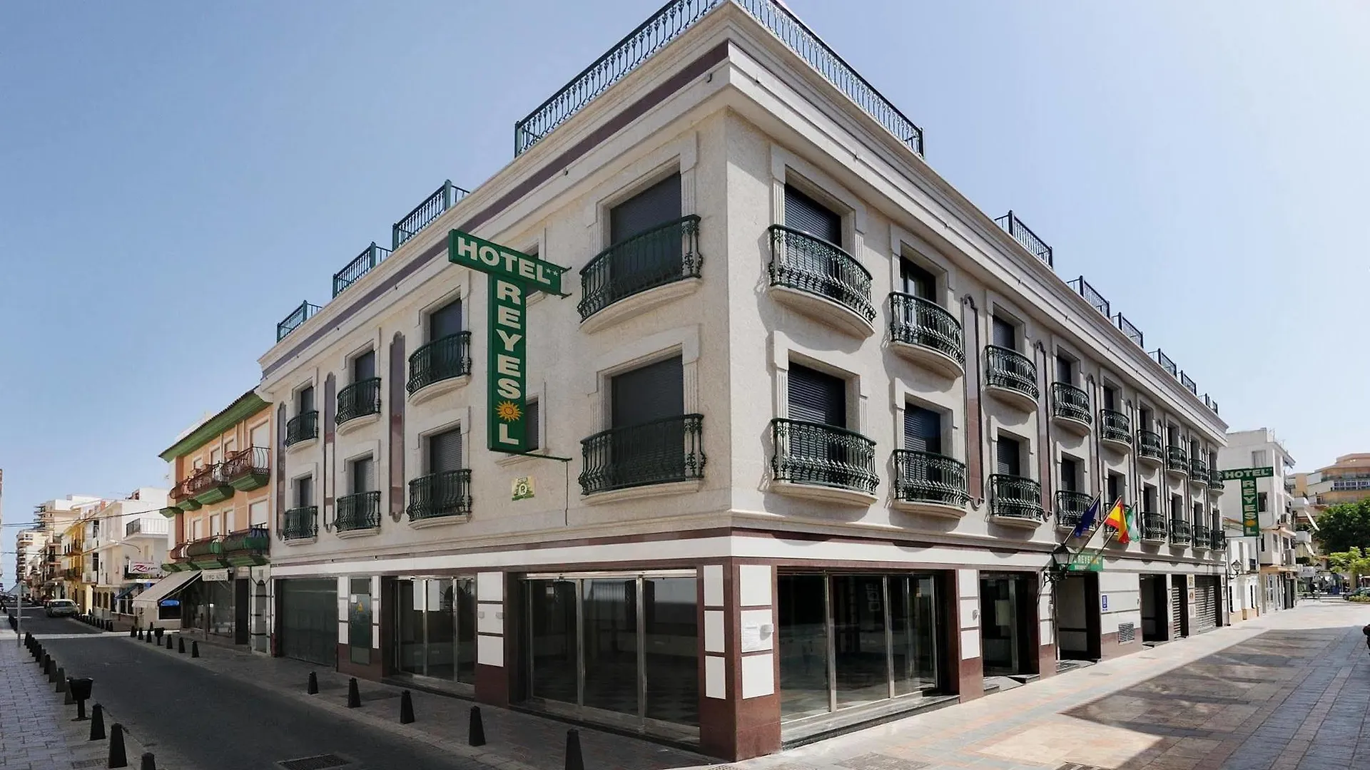 Hotel Reyesol Fuengirola 2*,